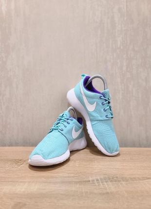 Женские кроссовки "nike rosherun "6 фото