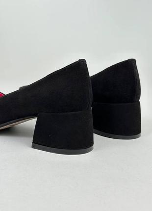 Чорні велюрові туфлі на невисоких підборах 35-42 натуральний велюр замша5 фото