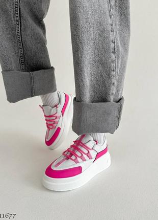 Трендовые женские качественные кроссовки кожаные белые с розовыми вставками на высокой подошве кеды на платформе натуральная кожа4 фото