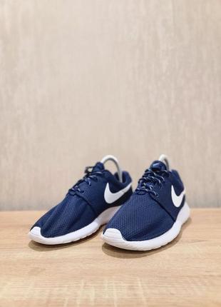 Женские кроссовки "nike rosherun "3 фото