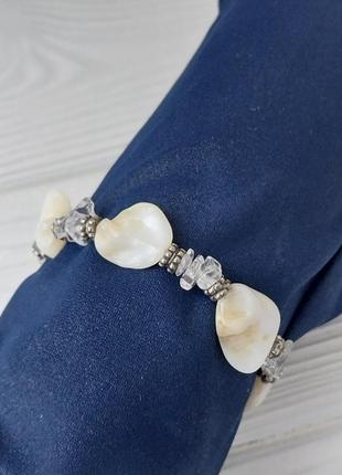 Перламутр и горный хрусталь браслет