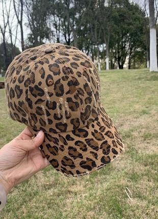 Джинсовая леопардовая кепка, бейсболка, принт леопард, кепка тренд