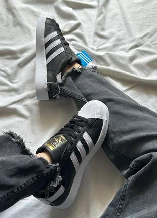 Шкіряні кросівки adidas superstar black white