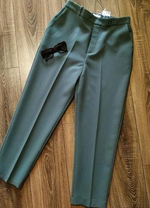 Идеальные новые! брюки со стрелками от mango1 фото