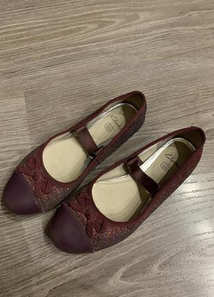 Продам балетки clark’s