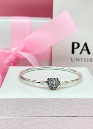 Серебряный браслет-бангл pandora «сердце pave»4 фото