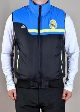 Жилетка adidas real madrid.