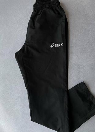 Спортивные штаны от asics