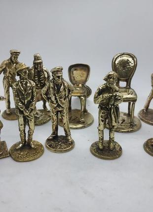 Коллекция персонажей "12 стульев"  бронза
