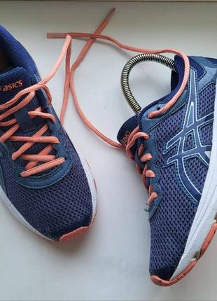 Жіночі весняні кросівки для бігу 
asics gel