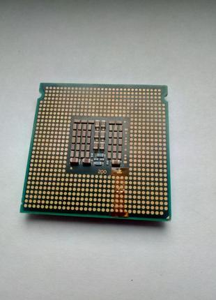 Процесор xeon x3323 4 ядра по 2.5 ghz