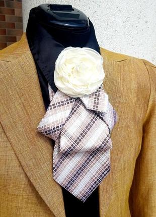 Женский галстук angelo litrico с брошью цветком.2 фото