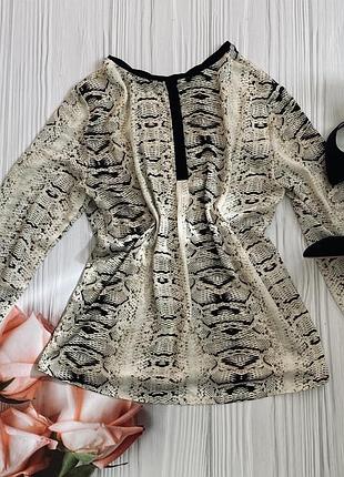 Жіноча блуза