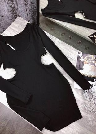 Облягаюча чорна міні сукня з вирізами на талії та довгими рукавами3 фото
