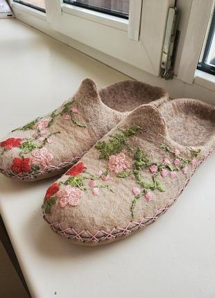 Войлочные тапки4 фото