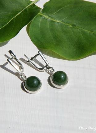 Серебряные серьги с нефритом, сережки с зеленым камнем, подарок