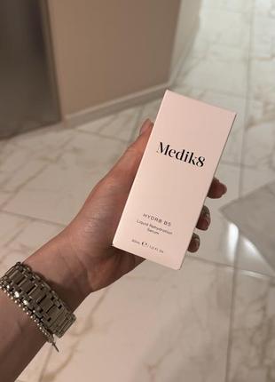 medik8 hydr8 b5; intense