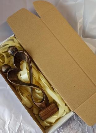 Скульптура жінки з чоловіком, статуетка з дерева, сувеніри з дерева, подарунок коханій...