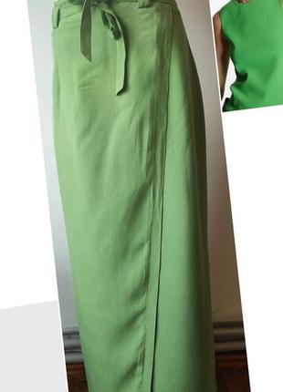 Шелковая макси юбка на запах зеленая юбка.1 фото