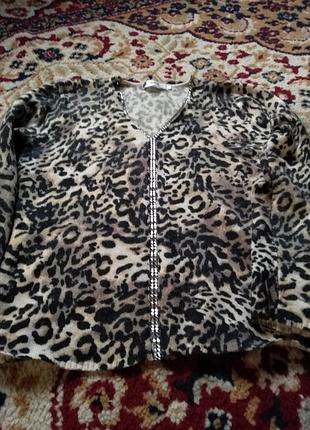 Тепла кофтинка