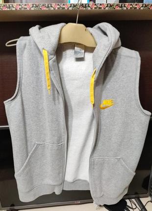 Жилет "nike"