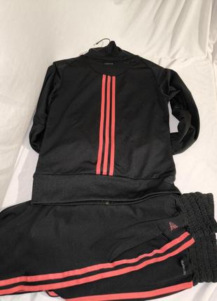 Спортивный костюм adidas оригинал.2 фото