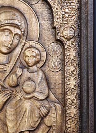 Икона божьей матери деревянная резная