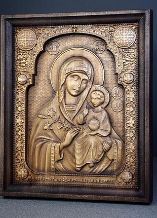 Икона божьей матери деревянная резная