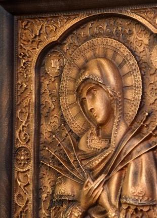 Икона богородиця семистрельная деревянная резная2 фото