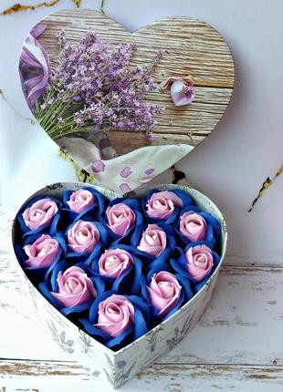 Подарочный набор из мыльных роз в коробке сердце. букет из мыла. подарок подруге, жене1 фото