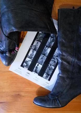 Сірі шкіряні чоботи осінні чобітки на невисокому стійкому каблуці (5,5 см) розмір 411 фото