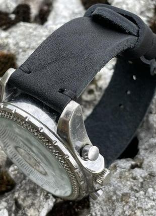 Ремінець для годинника ручної роботи зі шкіри бика чорний4 фото