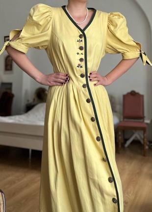 Винтажное ретро старинное длинное миди желтое платье с рукавами фонарями