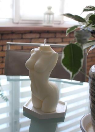 Big size(15см) ароматизована соєве свічка "жіночий торс", жіноче тіло "nude body"2 фото