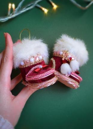Маленькі бардові чобітки, різдвяна та новорічна прикраса.   милі чобітки на вдачу.5 фото