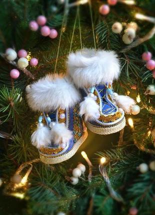 Голубые рождественские сапожки, новогоднее украшение на удачу.