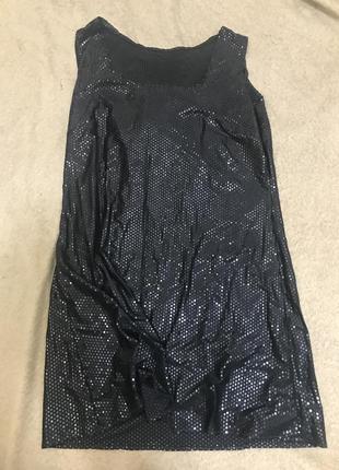 Платье чёрное мини с вырезом в пайетку