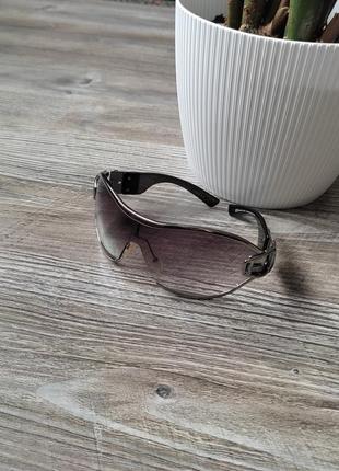 Чоловічі сонцезахисні окуляри gucci sunglasses mono lens gold buckle frame