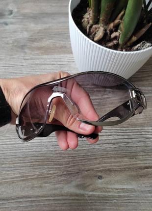 Чоловічі сонцезахисні окуляри gucci sunglasses mono lens gold buckle frame2 фото