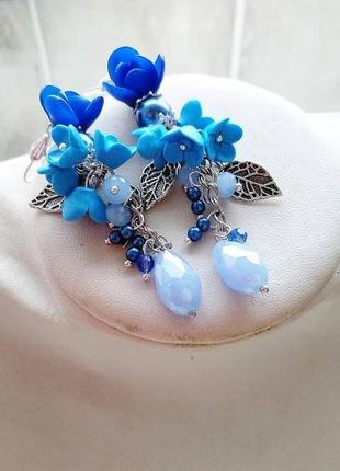 Серьги с синими цветами из полимерной глины