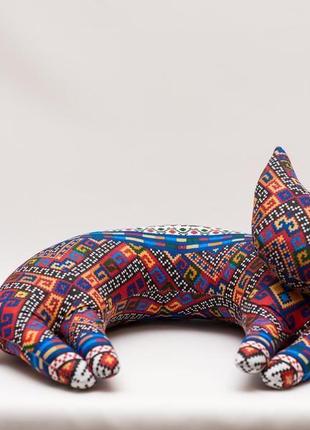 Подушка подголовник vikamade стилизованный кот в укрстиле2 фото