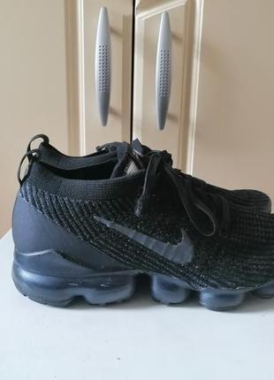 Flyknit triple black vapormax deals