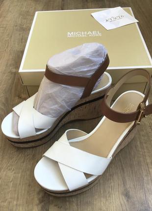 Нові michael kors (оригінал) шкіряні білі босоніжки, сандалі кеди жіночі 38р