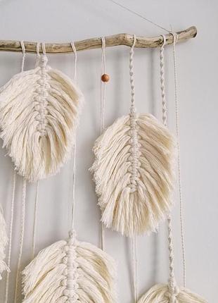 Большое макраме панно с мягкими перьями