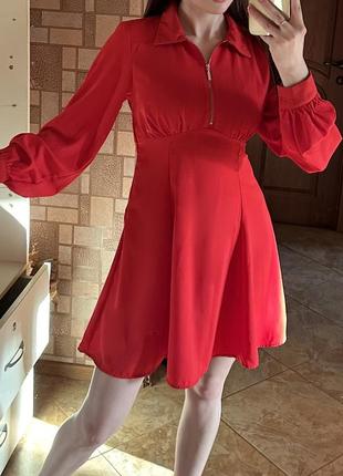 Платье sinsay красное объемное1 фото