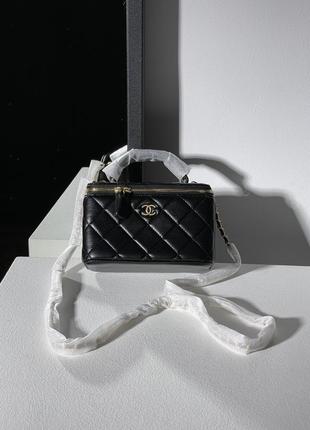 Жіноча сумка в стилі chanel classic black lambskin pearl crush vanity bag premium.9 фото