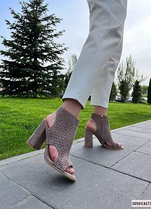 Босоніжки капучіно замш перфорація❤️❤️❤️