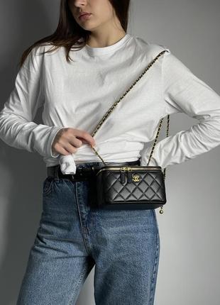 Жіноча сумка в стилі chanel classic black lambskin pearl crush vanity bag premium.