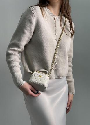 Женская сумка в стиле chanel classic beige lambskin pearl crush mini vanity case premium.5 фото