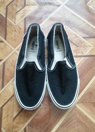 Мокасини кеди